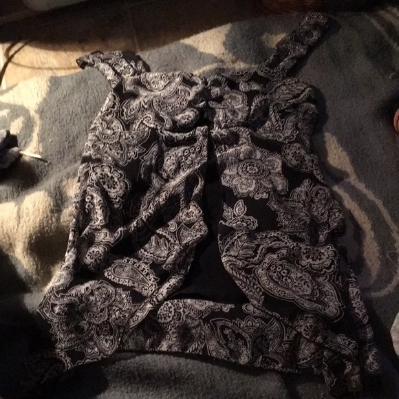 Tank tops - Picture 4 of 6